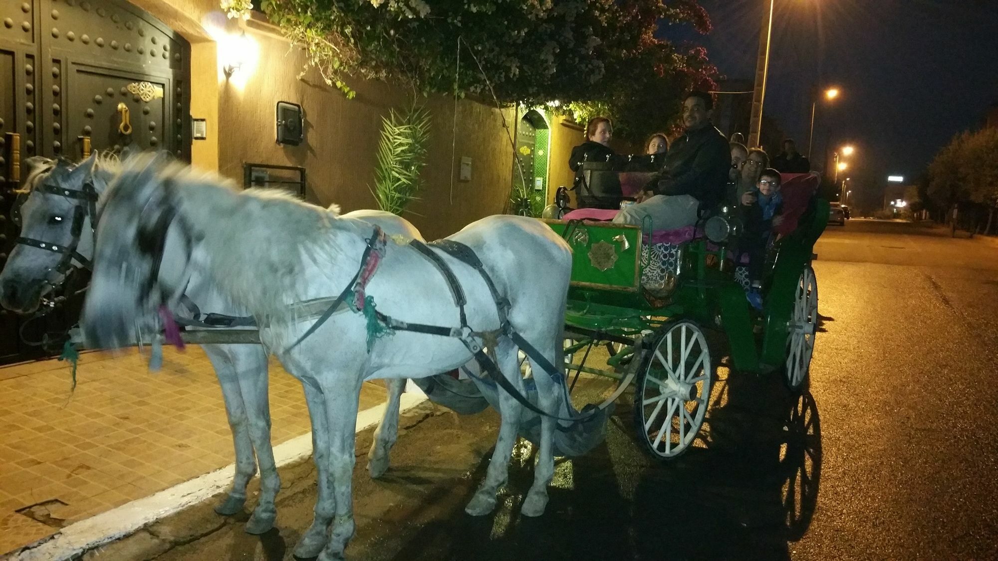 Dar Mezouar Lejlighedshotel Marrakesh Eksteriør billede